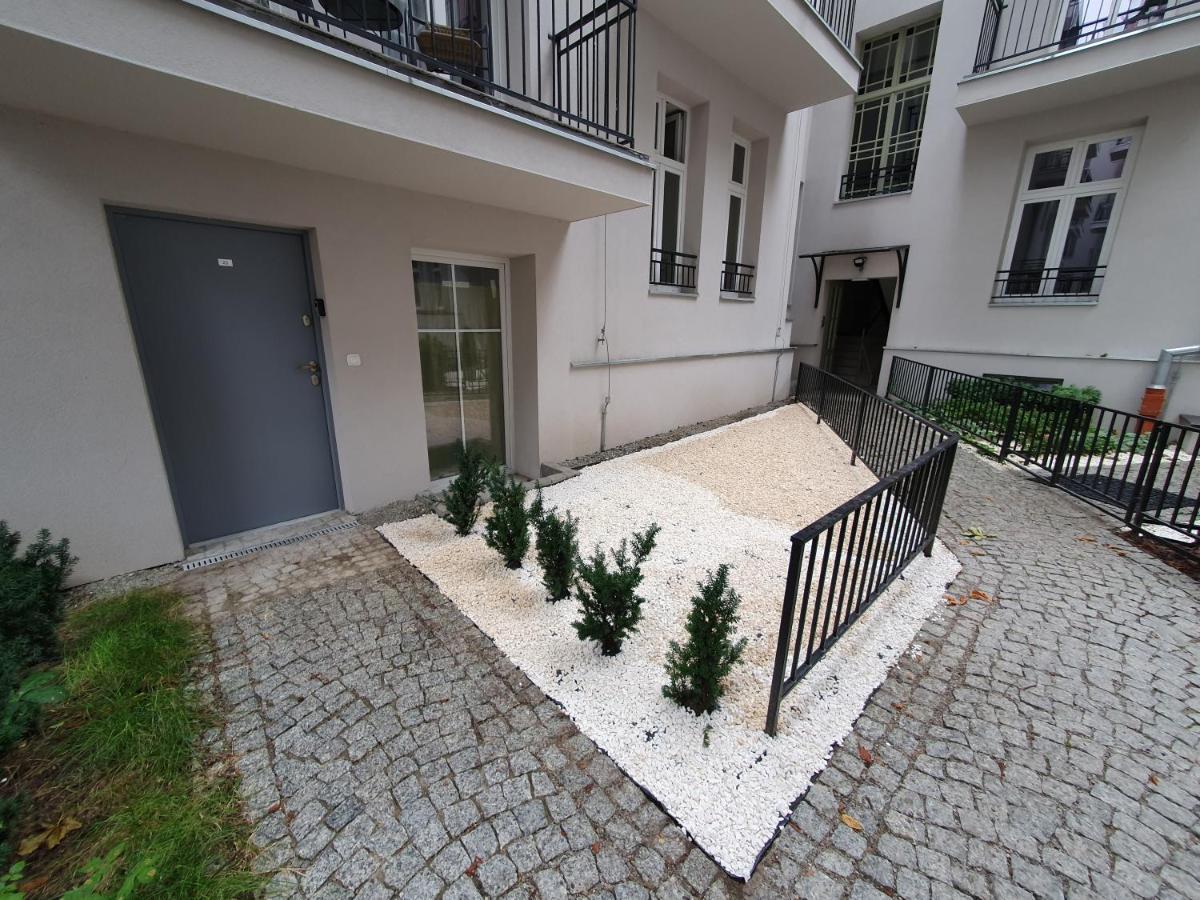 Apartment Garden View